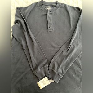 NWT Cabela’s Mens Henley